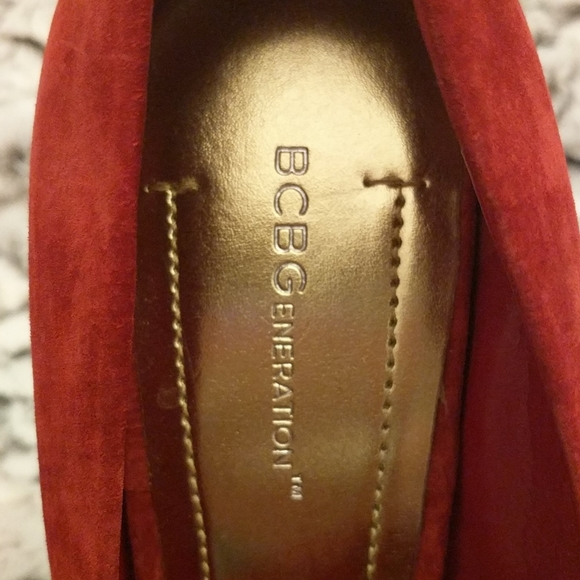 BCBG Generation Heels - Picture 3 of 7